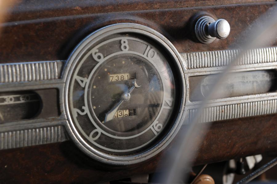  Packard Eight Series 1601 Club Coupe 1938 года  (фото 2 из 7)